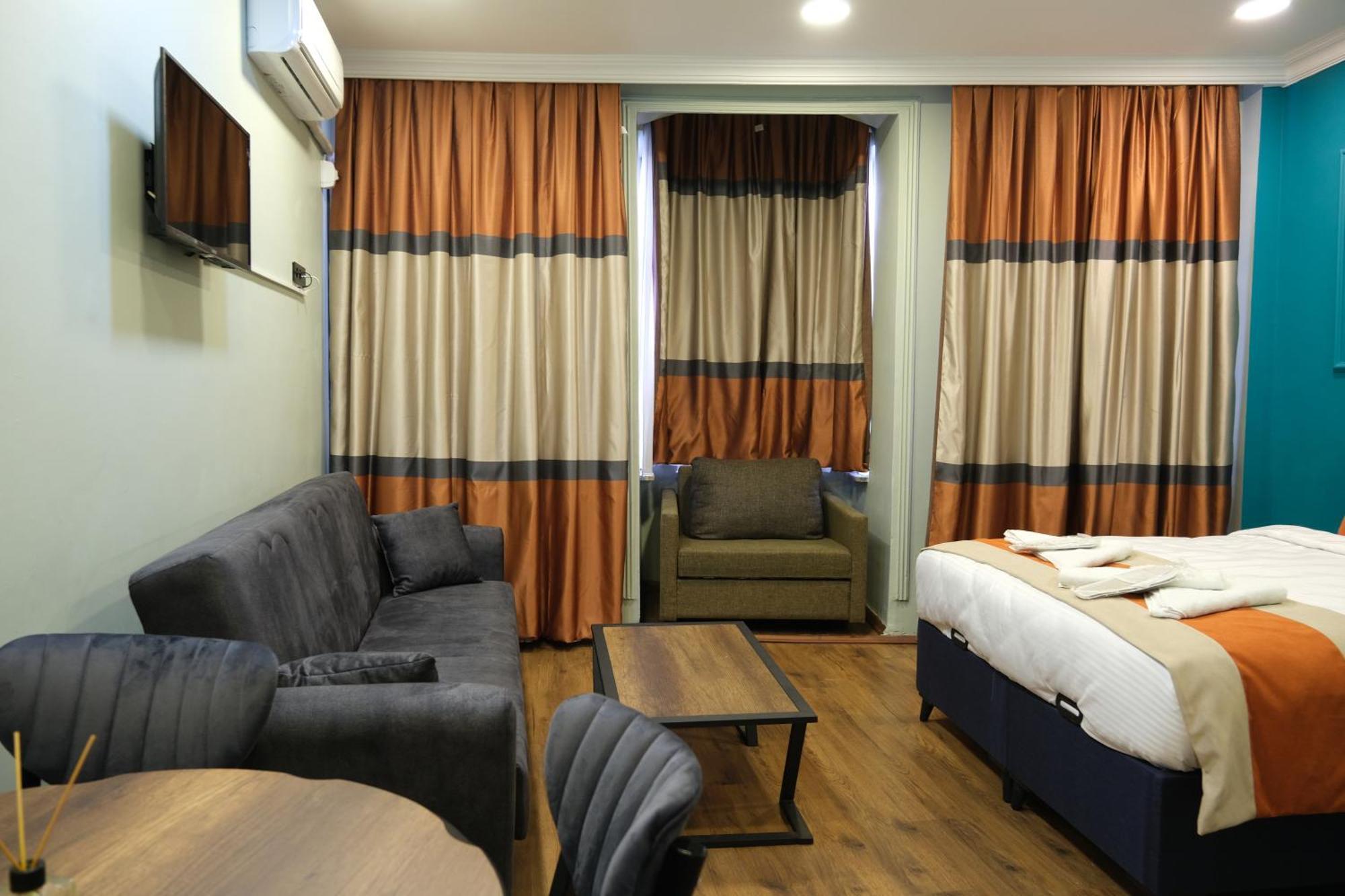 Otel My House